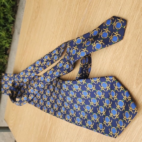 Authentic FENDI Blue and Gold Geometric Pattern 100% Silk Tie - Picture 7 of 10